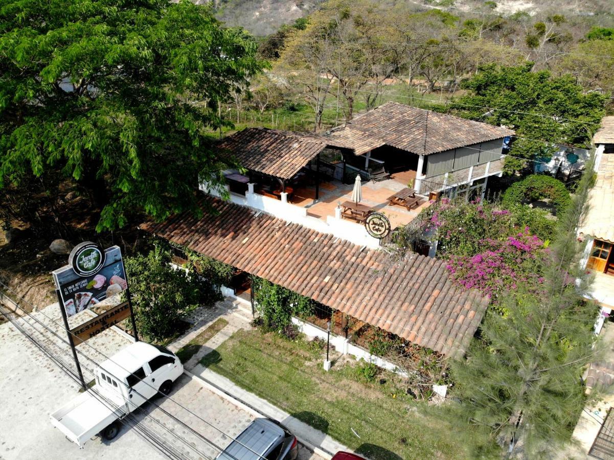 גרסיאס Jardin Cafe Hotel & Restaurant מראה חיצוני תמונה